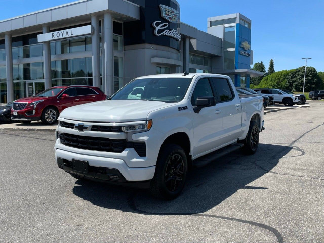 2022 Chevrolet Silverado 1500 in Cars & Trucks in Oakville / Halton Region