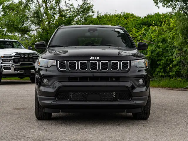 2025 Jeep Compass North in Cars & Trucks in Barrie - Image 11