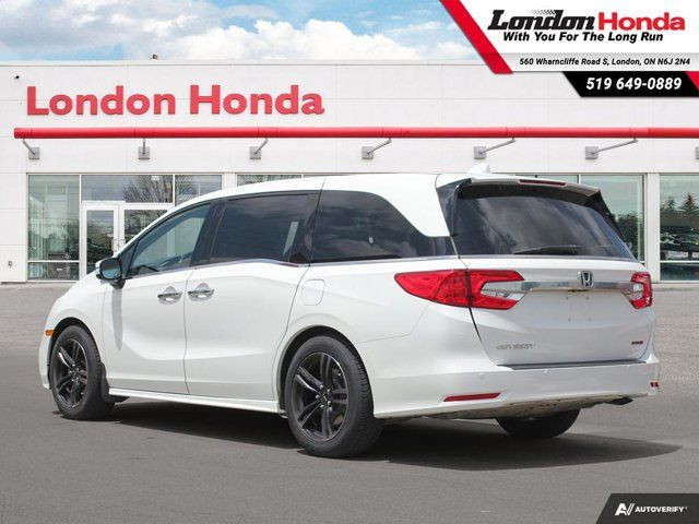 2020 Honda Odyssey Touring | Clean Carfax | Full Service in Cars & Trucks in London - Image 4