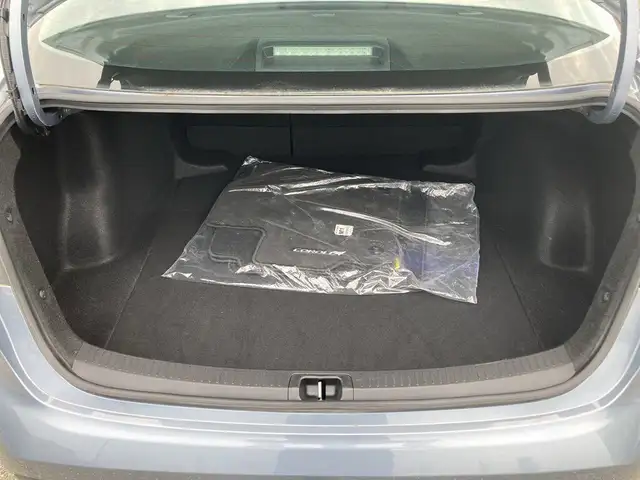 2020 Toyota Corolla LE in Cars & Trucks in New Glasgow - Image 13