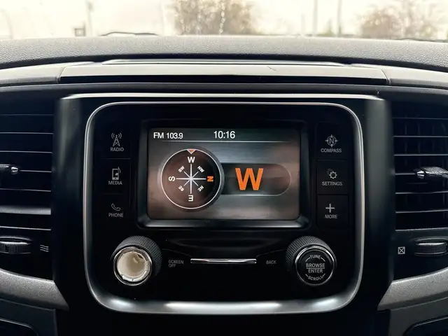 2015 Ram 1500 RAMBOX | 20 INCH FUEL WHEELS | LED LIGHT BAR | TOW in Cars & Trucks in Edmonton - Image 17