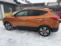 NO ACCIDENT HISTORY AWD Navigation ~ FINANCING AVAILABLE, EVERYONE’S APPROVED ~ 2014 TUCSON LIMITED... (image 1)