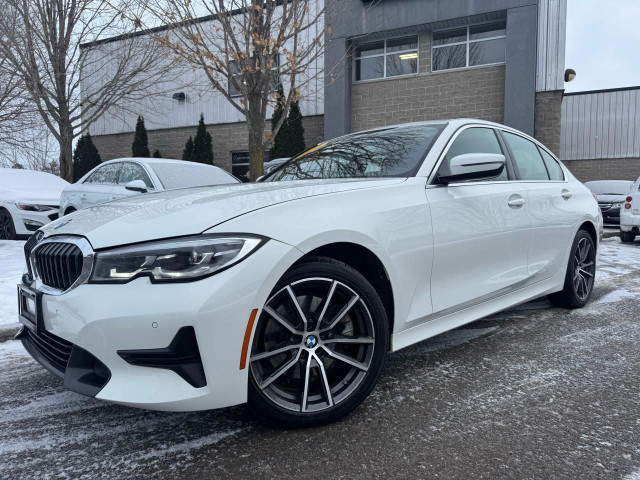 2021 BMW 3 Series 330i xDrive LOW KM, HEATED SEATS, POWER SUNROO in Cars & Trucks in Ottawa - Image 2