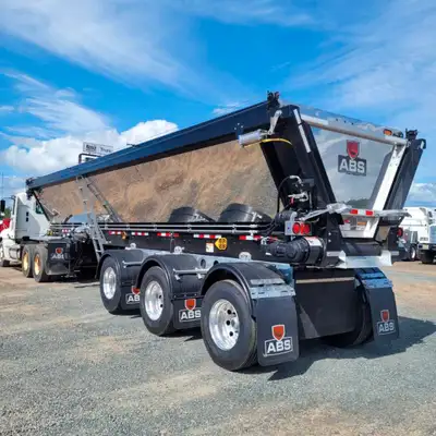 38’ ,72” spread Hardox AR500 3MM Side panels Stainless outer skin. With air space in between and ope...