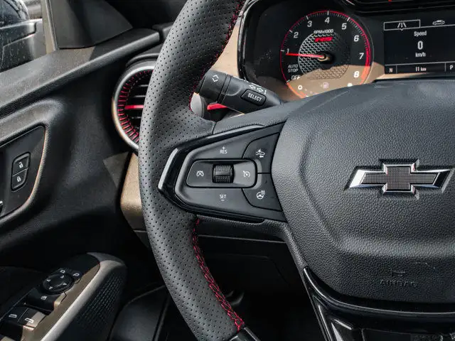 2025 Chevrolet Trax 1RS in Cars & Trucks in Edmonton - Image 22