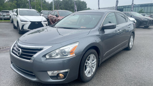 2015 Nissan Altima S / Camera / Bluetooth / Régulateur de vitess in Cars & Trucks in Laval / North Shore - Image 2