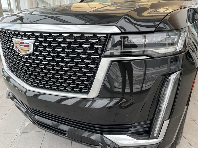 2023 Cadillac Escalade ESV 4WD Luxury in Cars & Trucks in Edmonton - Image 4