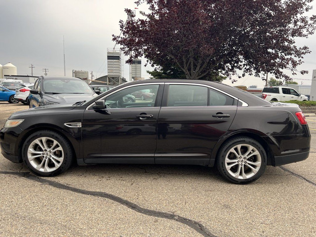  2013 Ford Taurus Sel in Cars & Trucks in Red Deer