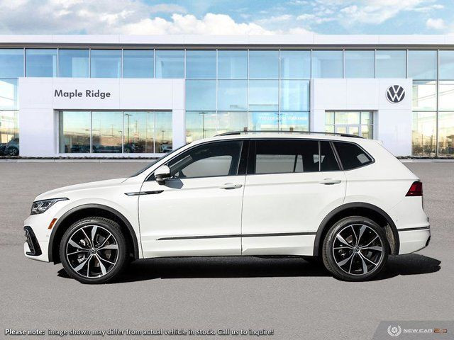  2024 Volkswagen Tiguan Highline R-Line in Cars & Trucks in Tricities/Pitt/Maple - Image 4