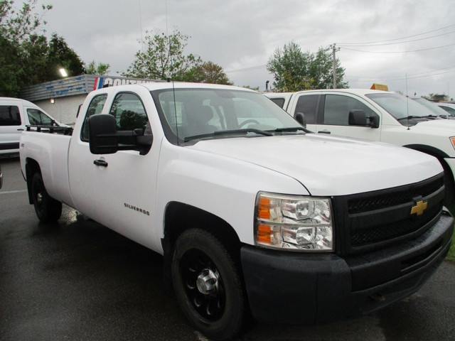 2013 Chevrolet Silverado 1500 silverado 1500king cab 4x4 boite d in Cars & Trucks in Laval / North Shore - Image 3