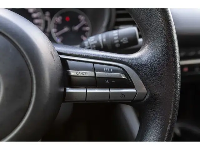 2023 Mazda Mazda3 Sport GX | HTD SEATS | CARPLAY | ONE OWNER CLE in Cars & Trucks in Winnipeg - Image 24