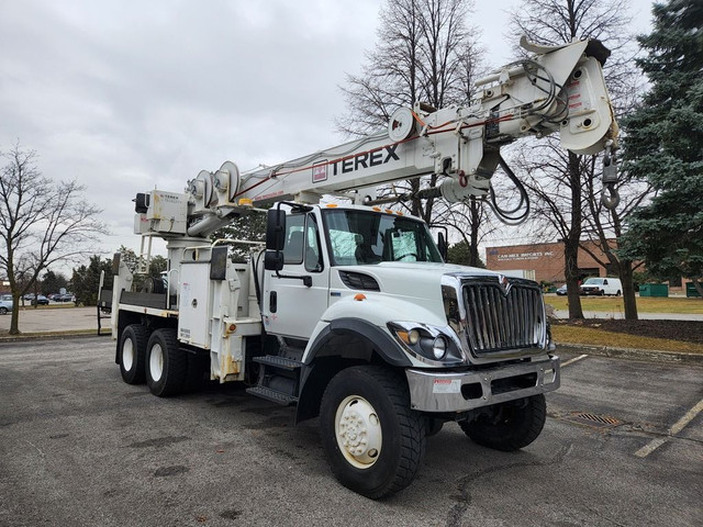  2012 International 7400 80' Terex Digger, Allison Automatic, LO in Farming Equipment in City of Montréal - Image 2
