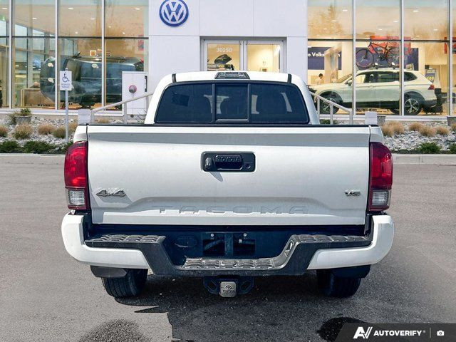 2022 Toyota Tacoma in Cars & Trucks in Abbotsford - Image 4