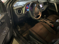 Vehicle Highlights: - Accident free - Single owner Affordable and reliable Toyota Rav4 LE, come and... (image 5)