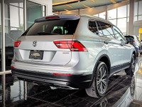 Comes equipped with: Power Trunk, Power Mirrors, Sunroof , Load Bearing Exterior Rack, Remote Igniti... (image 4)