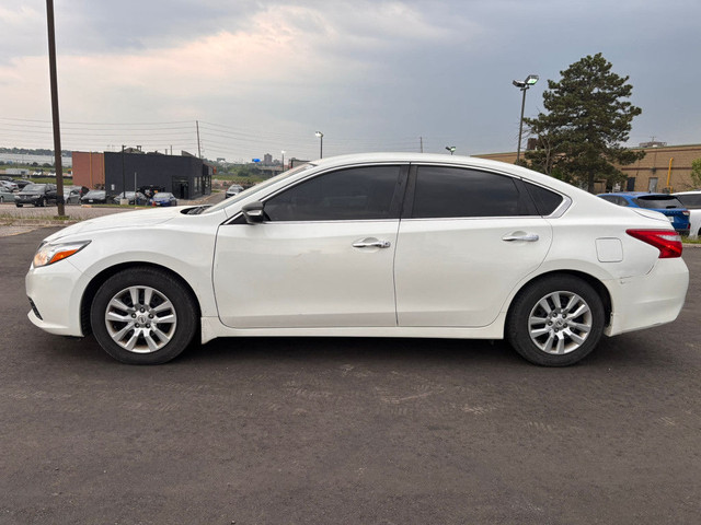 2016 Nissan Altima 4dr Sedan I4 CVT 2.5 dans Autos et camions  à Région de Mississauga/Peel - Image 4