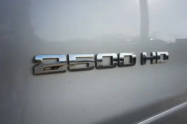 2015 GMC Sierra 2500HD in Cars & Trucks in Oakville / Halton Region - Image 34