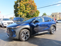 100% CANADIAN VEHICLE Visit Our Website @ EliteLuxuryMotors.ca _____________________________________... (image 7)