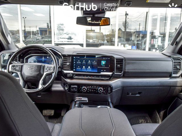 2023 Chevrolet Silverado 1500 LT Trail Boss 4WD Crew Cab 147 in Cars & Trucks in Mississauga / Peel Region - Image 3
