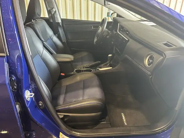 2017 Toyota Corolla SE Auto AC Cam in Cars & Trucks in Gatineau - Image 14