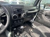 PRIX ET QUALITÉ IMBATTABLE venez découvrir notre JEEP WRANGLER JK 2018 JEEP MANUELLE SPORT KJ LIFT K... (image 4)