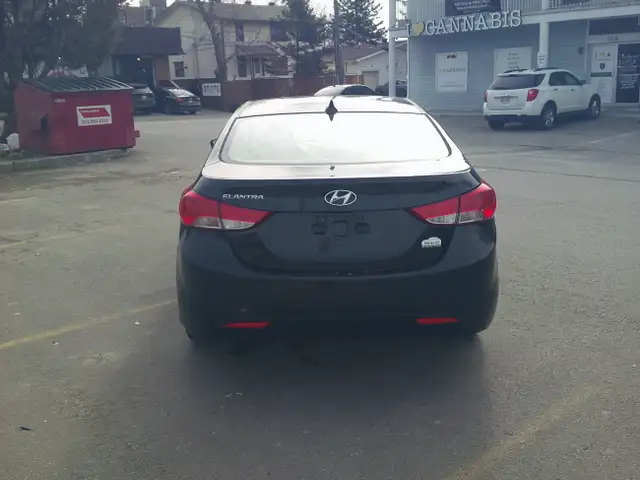 2013 Hyundai Elantra GLS in Cars & Trucks in Ottawa - Image 6