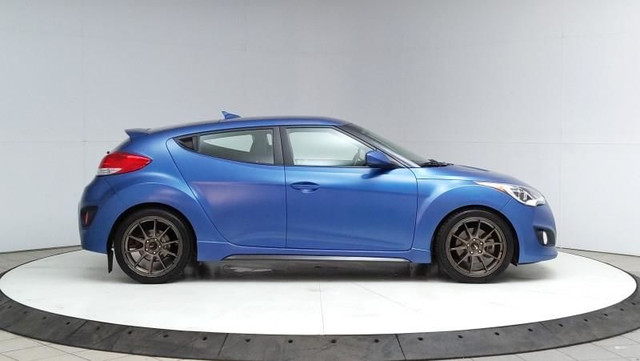 2016 Hyundai Veloster Turbo Rally Edition 6-Speed Manual in Cars & Trucks in Lethbridge - Image 3