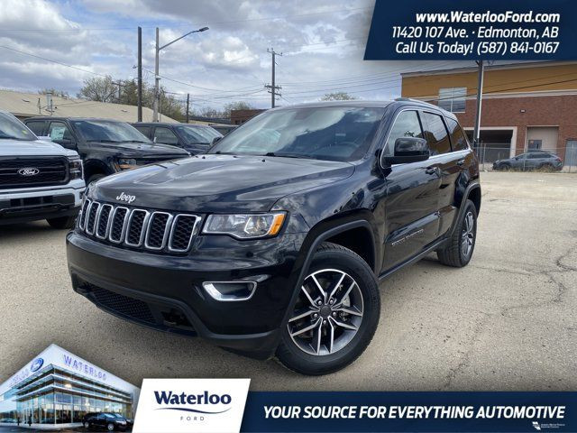 2021 Jeep Grand Cherokee Laredo | Heated Seats | Power Liftgate in Cars & Trucks in Edmonton