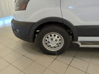 Value Market Pricing, Chrome High-Intensity Discharge (HID) Headlamps, Exterior Upgrade Package, Fro... (image 9)