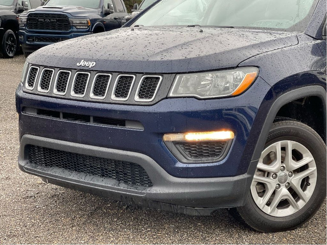2017 Jeep Compass 6-Speed Manual | Backup Cam | Bluetooth 4x4 in Cars & Trucks in Calgary - Image 2