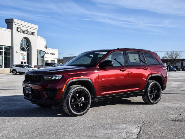 2025 Jeep Grand Cherokee in Cars & Trucks in Chatham-Kent
