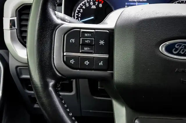 2021 Ford F-150 XLT • REMOTE START • NAV • PARK ASSIST • CP/AA in Cars & Trucks in Cornwall - Image 18
