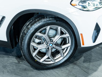 ***QUALIFY FOR A 4 YEAR WARRANTY ON OUR VEHICLES TODAY!!! Vehicle Key Features Include: Panoramic Su... (image 8)