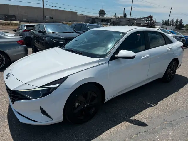 2023 Hyundai Elantra Preferred63417672422913124