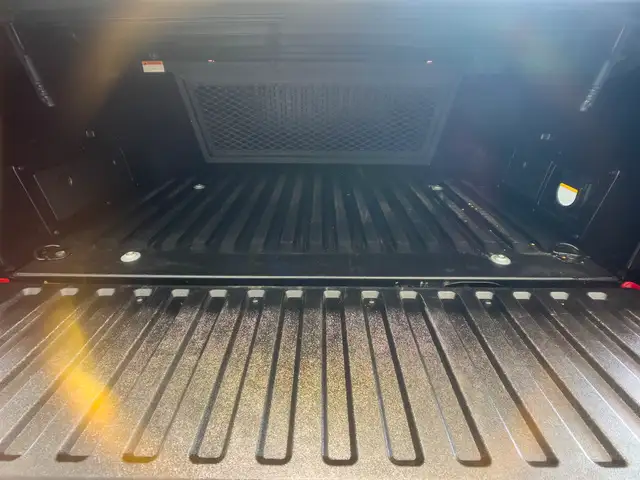 2018 Toyota Tacoma TRD SPORT 4x4 Double Cab dans Autos et camions dans Ville d’Edmonton - Image 26