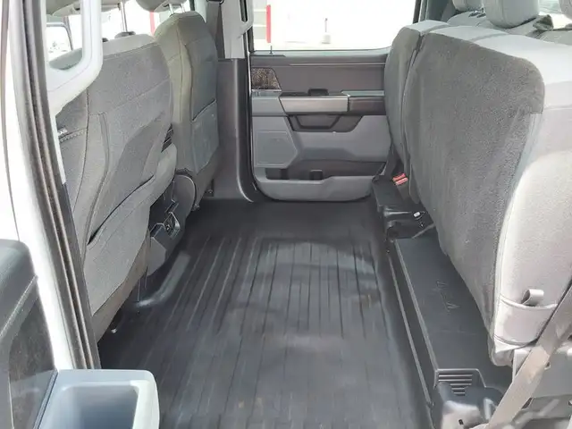 2023 Ford F-150 XLT 4WD SuperCrew 6.5' Box, 5.0L V8, 10 Spd Tran dans Autos et camions dans Calgary - Image 12