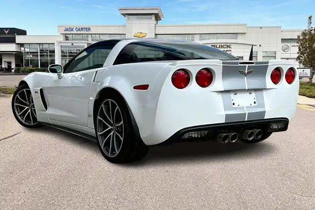 2013 Chevrolet Corvette Z06 Fixed Roof Z06, 7.0L SFI V8 ENGIN... dans Autos et camions dans Calgary - Image 14