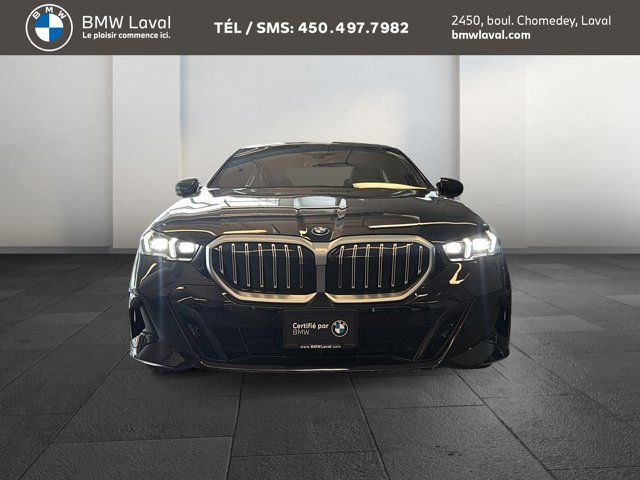 2025 BMW 5 Series 550e xDrive | Gr. De Luxe Essentiel | Accès in Cars & Trucks in Laval / North Shore - Image 2