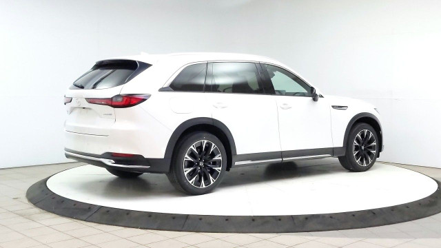2025 Mazda CX-90 PHEV in Cars & Trucks in Lethbridge - Image 3