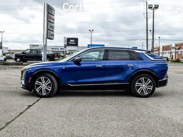 2024 Cadillac LYRIQ Tech Pano Sunroof 33Display Blind Spot Navi in Cars & Trucks in Mississauga / Peel Region - Image 16