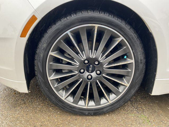 2015 Lincoln MKZ Base | Sunroof | Dual A/C | Heated Seats | Nav in Cars & Trucks in Edmonton - Image 3
