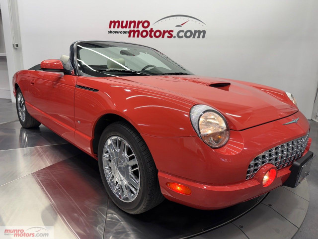 2003 Ford Thunderbird in Cars & Trucks in Brantford - Image 4