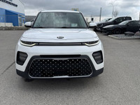 This Kia Soul boasts a Regular Unleaded I-4 2.0 L/122 engine powering this Variable transmission. Wh... (image 5)