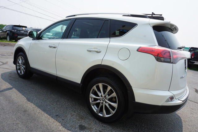 2017 Toyota RAV4 in Cars & Trucks in Oakville / Halton Region - Image 4