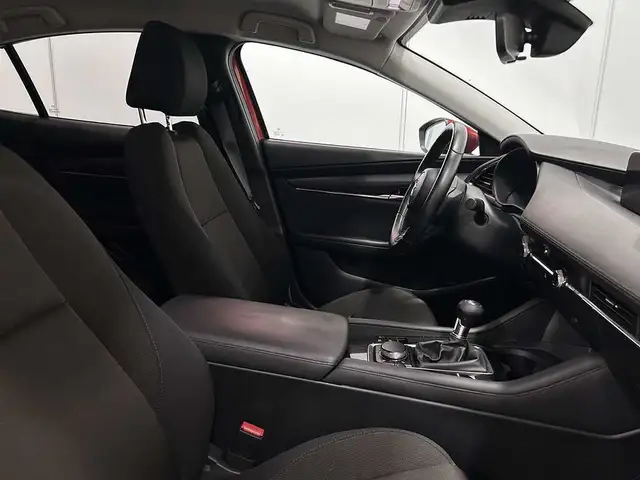 2019 Mazda Mazda3 GS - SIEGES CHAUFFANTS - VOLANT CHAUFFANT in Cars & Trucks in Québec City - Image 31