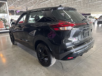 Nissan Kicks S 2024 – Noir, 11 955 km! Moderne. Économique. Faible kilométrage. Ce Nissan Kicks S 20... (image 6)