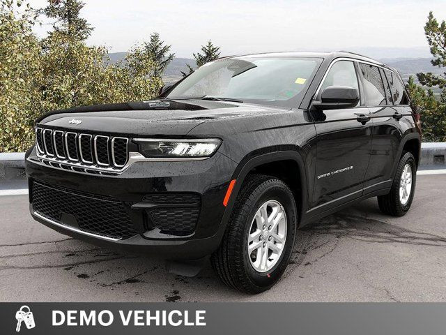 2024 Jeep Grand Cherokee Laredo in Cars & Trucks in Moncton