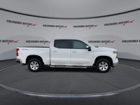 Engine: Diesel Turbo 6cyl 3.0L L/100Km City: 11.8 L/100Km Hwy: 10.3 Safety Equipment Daytime Running... (image 8)