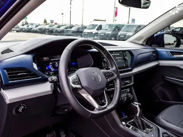 2023 Volkswagen Taos Comfortline Heated frt Seats Blind Spot dans Autos et camions dans Région de Mississauga/Peel - Image 19
