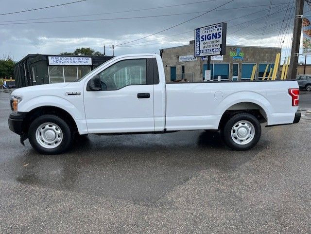 2018 Ford F-150 XL REGULAR CAB 8' LONG BOX **CAMERA-WE FINANCE** in Cars & Trucks in City of Toronto - Image 2